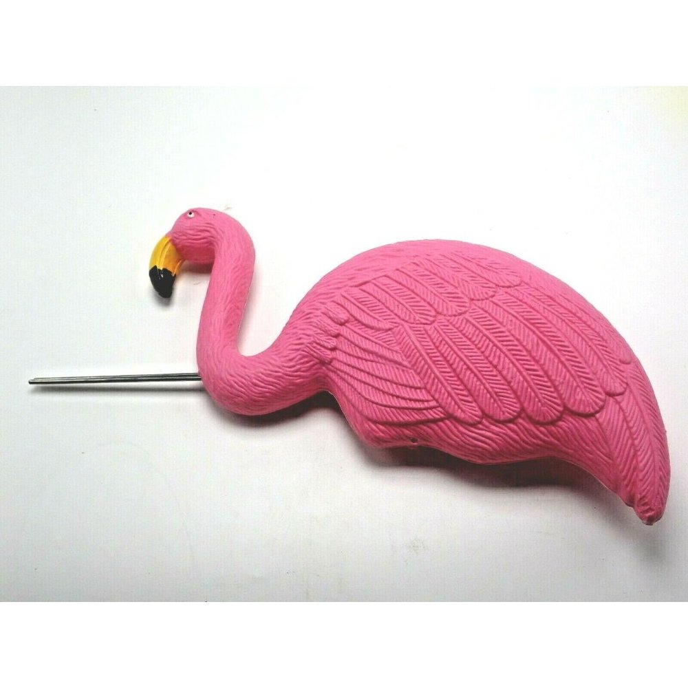 Pink Flamingo Lawn Ornament Statue Decoration Plastic Yard Garden - Picture 3 of 3